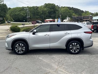 2020 Toyota Highlander - Photo 4