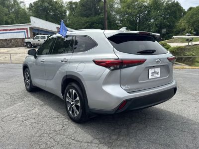 2020 Toyota Highlander - Photo 5