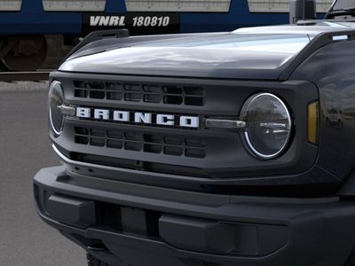 2026 Ford Bronco — photo 12 view