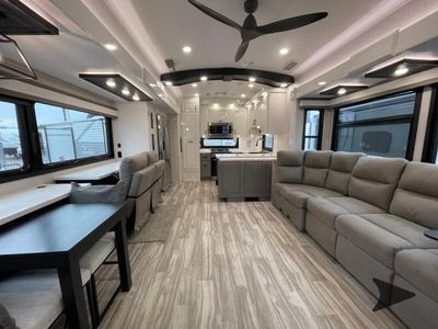 2026 Jayco Pinnacle - Photo 10