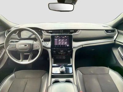 2024 Jeep Grand Cherokee — photo 16 view