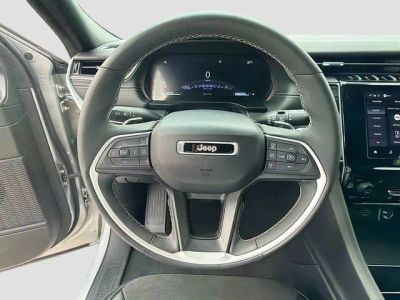 2024 Jeep Grand Cherokee — photo 37 view
