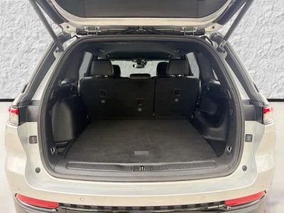2024 Jeep Grand Cherokee — photo 12 view