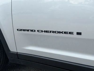2024 Jeep Grand Cherokee — photo 11 view