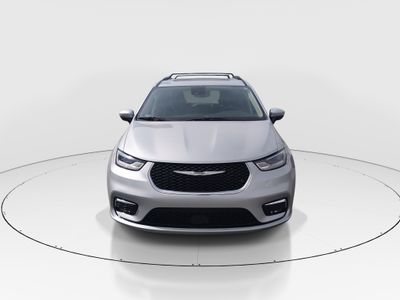 2023 Chrysler Pacifica — side profile view