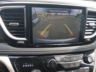 2023 Chrysler Pacifica — photo 16 view