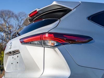 2024 Toyota Highlander - Photo 13