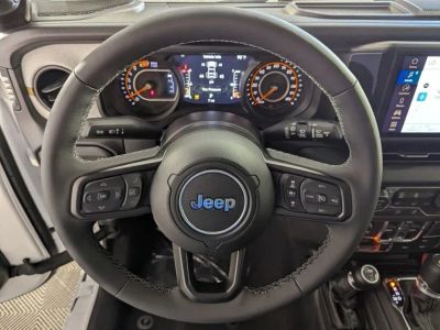 2026 Jeep Wrangler — photo 18 view