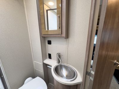 2019 Entegra QWEST - Photo 19