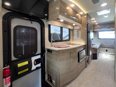 2019 Entegra QWEST - Photo 6