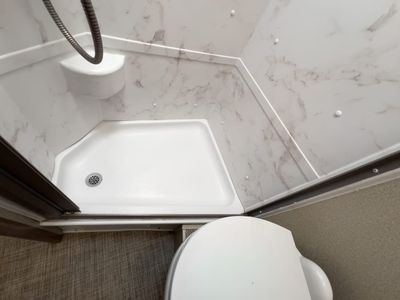 2019 Entegra QWEST - Photo 17