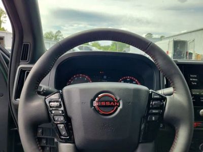 2026 Nissan Frontier — photo 13 view