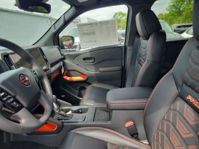 2026 Nissan Frontier — photo 8 view