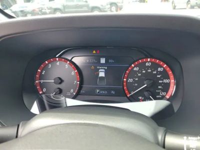 2026 Nissan Frontier — photo 14 view