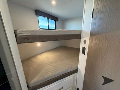 2026 Grand Design Transcend One - Photo 17