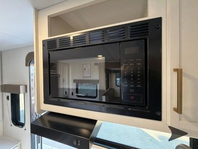 2026 Grand Design Transcend One - Photo 25