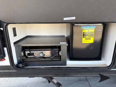2026 Grand Design Transcend One - Photo 13