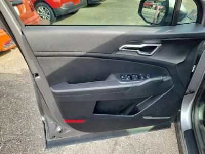 2025 Kia Sportage — photo 10 view