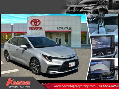 2020 Toyota Corolla SE in Silver — front three-quarter view