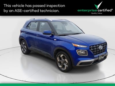 2025 Hyundai Venue SEL IVT — front three-quarter view