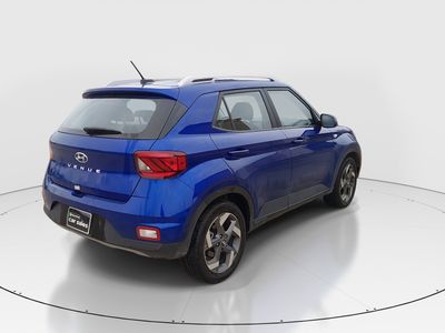 2025 Hyundai Venue — photo 7 view