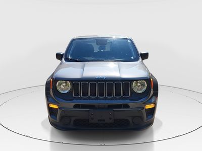 2023 Jeep Renegade - Photo 2