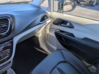2024 Chrysler Pacifica - Photo 15