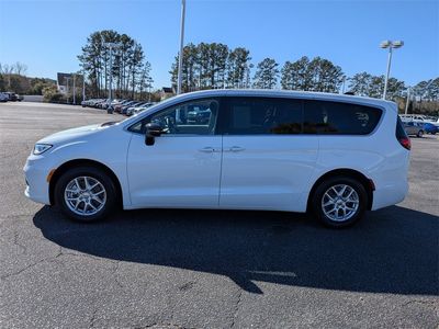 2024 Chrysler Pacifica - Photo 6