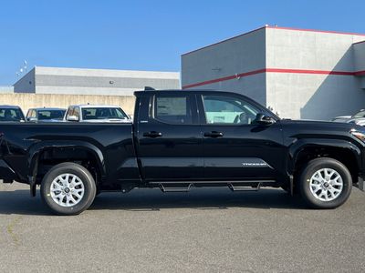 2026 Toyota Tacoma — photo 8 view