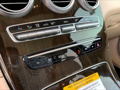 2020 Mercedes-Benz GLC — interior view