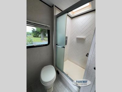 2021 Coachmen RV Northern Spirit Ultra Lite - Photo 6