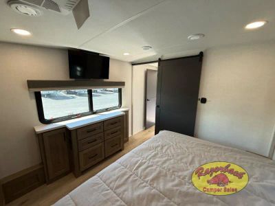 2026 Forest River RV Rockwood Signature — photo 22 view