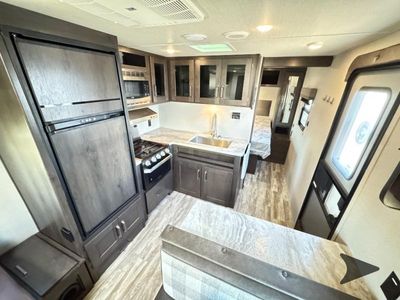 2021 Grand Design Transcend Xplor - Photo 3