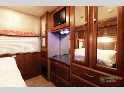 2013 Thor Motor Coach Daybreak - Photo 36