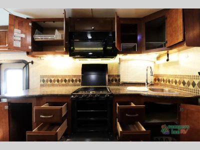 2013 Thor Motor Coach Daybreak - Photo 28