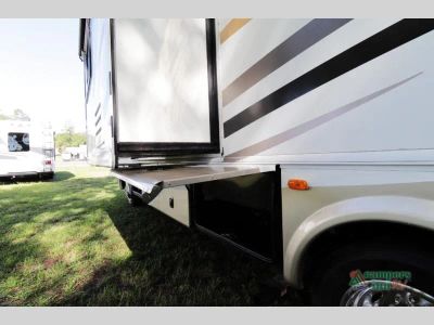 2013 Thor Motor Coach Daybreak - Photo 15