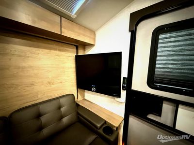 2023 Ember RV Overland - Photo 8
