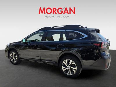 2022 Subaru Outback — detail view