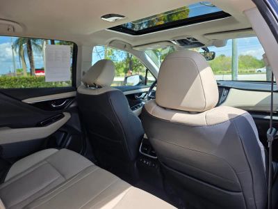 2022 Subaru Outback — photo 12 view