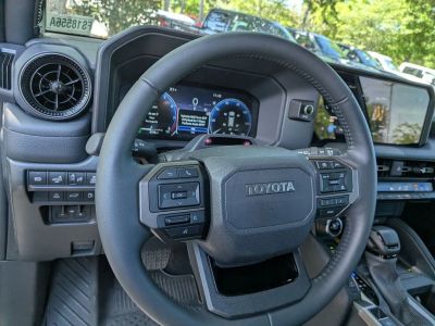 2025 Toyota Land Cruiser - Photo 11