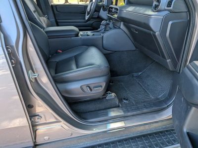 2025 Toyota Land Cruiser - Photo 23