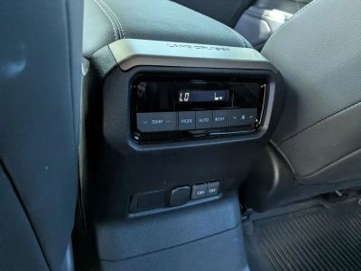 2025 Toyota Land Cruiser - Photo 25
