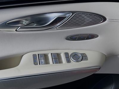 2023 Genesis GV70 - Photo 12