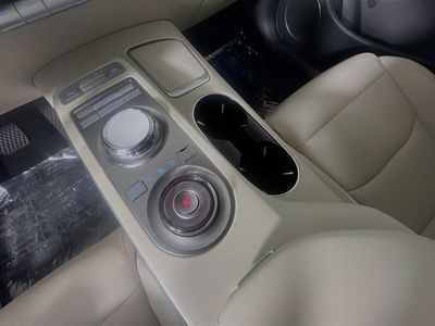 2023 Genesis GV70 - Photo 25