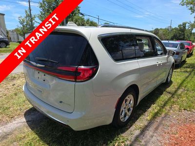 2021 Chrysler Pacifica - Photo 5