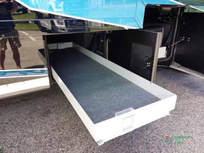 2027 Newmar Dutch Star — photo 12 view