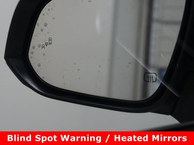 2024 Toyota Highlander FWD - Photo 22