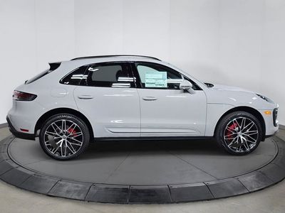2026 Porsche Macan - Photo 8