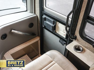 2019 Thor Motor Coach Venetian - Photo 8