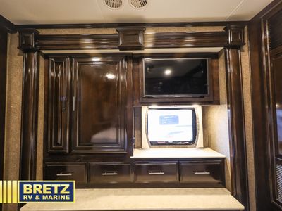 2019 Thor Motor Coach Venetian - Photo 13